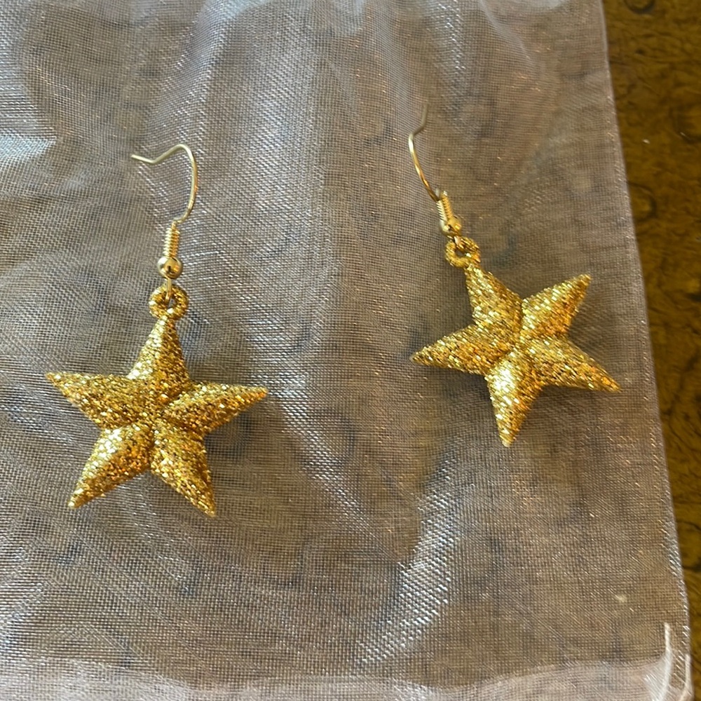 Christmas earrings!Gold sparkle star earrings